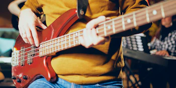 Placeholder for Basgitaar 2025