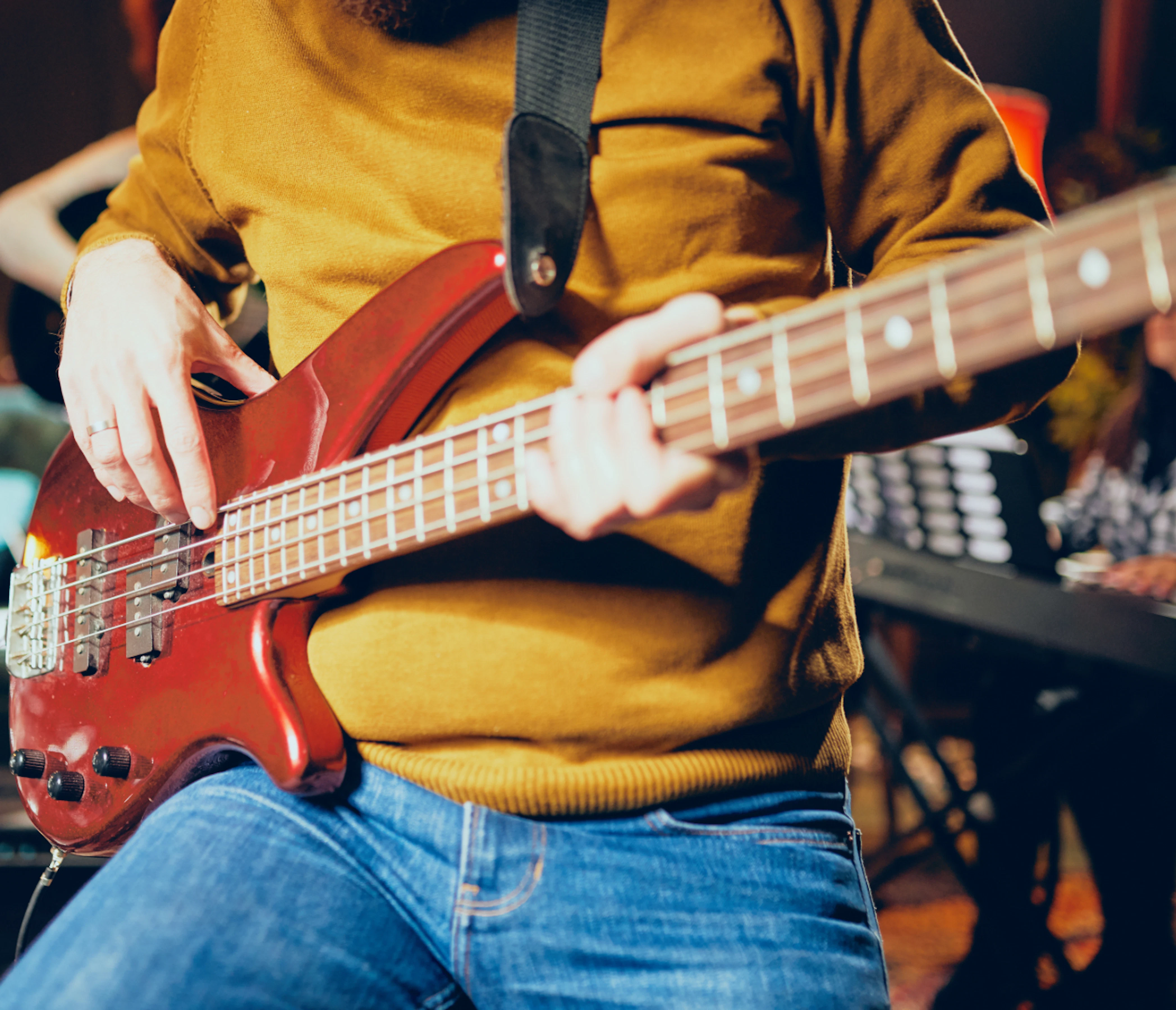 Basgitaar 2025